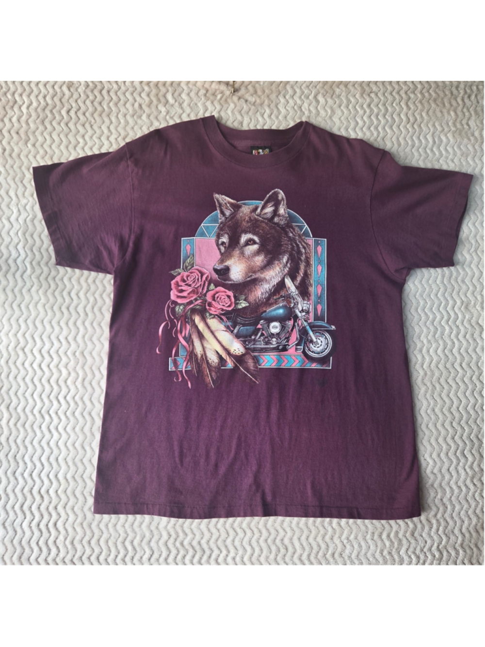 Men's 3D Emblem Wolf Motorcycle Graphic T-Shirt, Size L, Burgundy